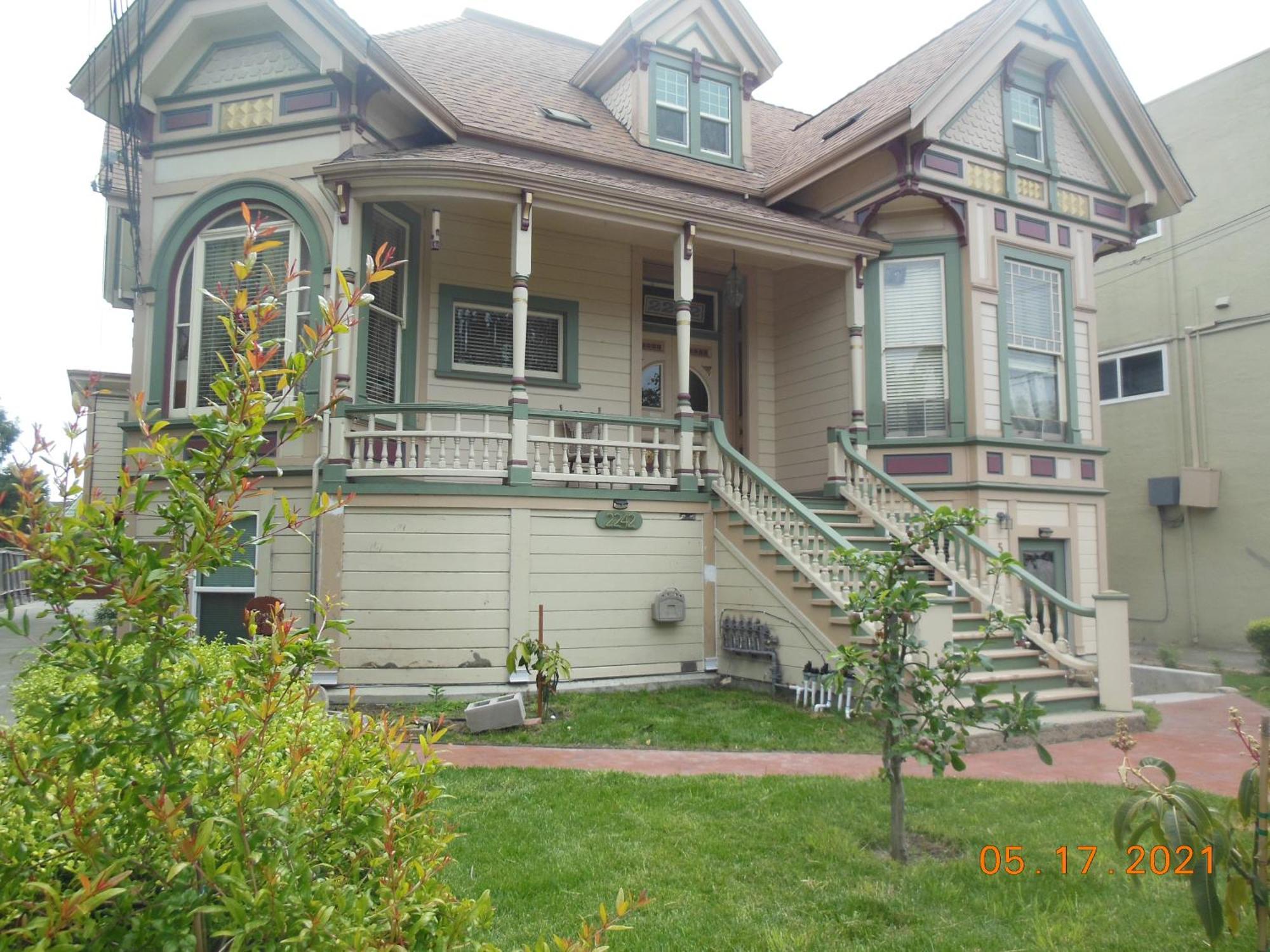Alameda 3Br Unique Victorian Penthouse With Deck And Outdoor Furniture, Ac, 3 Blocks To Beach & Shopping Center & 2 Free Parking Spaces Exterior foto